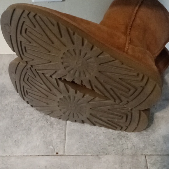UGG boots size 10 women - Picture 6 of 6